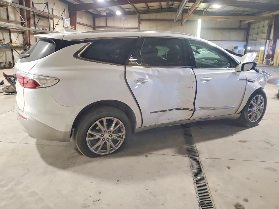 2022 Buick Enclave მანქანა იყიდება აუქციონზე, vin: 5GAEVBKW9NJ139681, აუქციონის ნომერი: 77692915