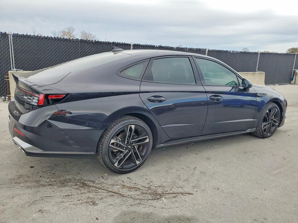 2025 Hyundai Sonata მანქანა იყიდება აუქციონზე, vin: KMHL54JC1SA522000, აუქციონის ნომერი: 76900835