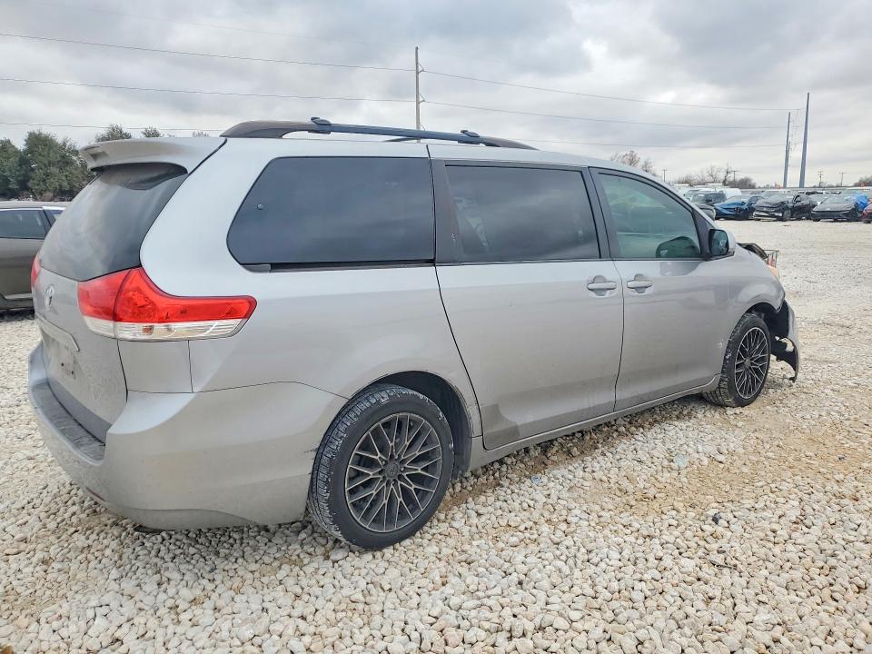 Продаж на аукціоні авто 2012 Toyota Sienna, vin: 5TDYK3DC0CS257826, номер лоту: 75754285