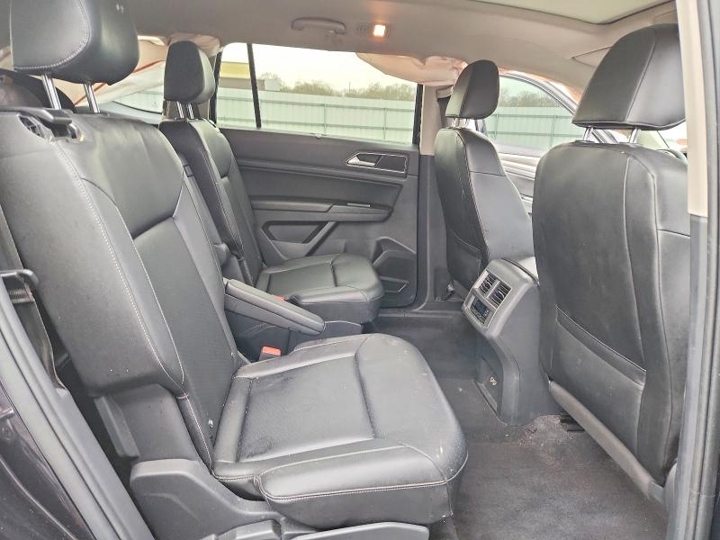 77984615 :رقم المزاد ، 1V2RR2CA0KC565443 vin ، 2019 Volkswagen Atlas مزاد بيع