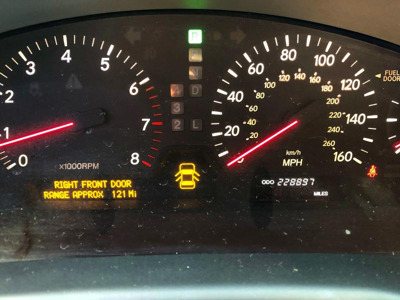 Продажа на аукционе авто 2001 Lexus Ls 430, vin: JTHBN30F410011728, номер лота: 79501045