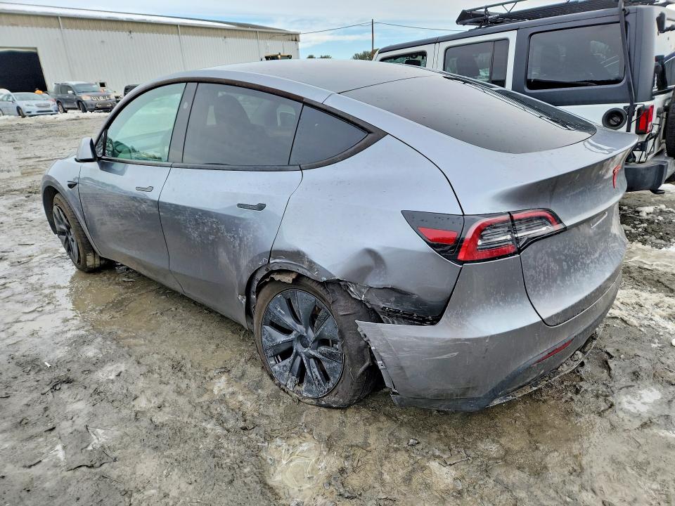 2024 Tesla Model Y მანქანა იყიდება აუქციონზე, vin: 7SAYGDEE2RA326519, აუქციონის ნომერი: 78338035