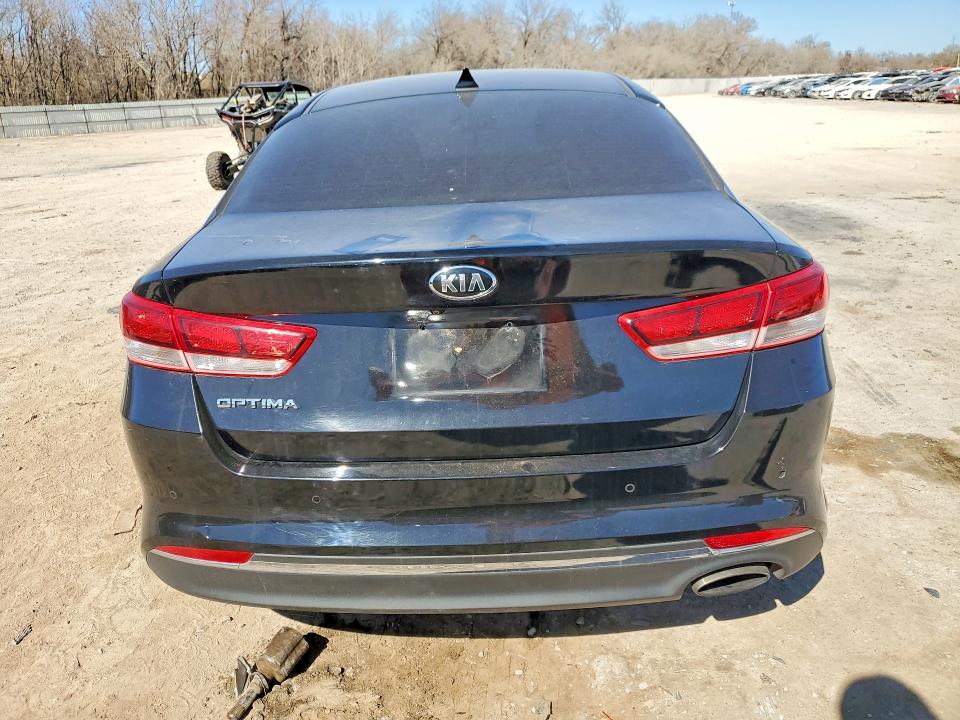 2018 Kia Optima მანქანა იყიდება აუქციონზე, vin: 5XXGT4L35JG254869, აუქციონის ნომერი: 78665045