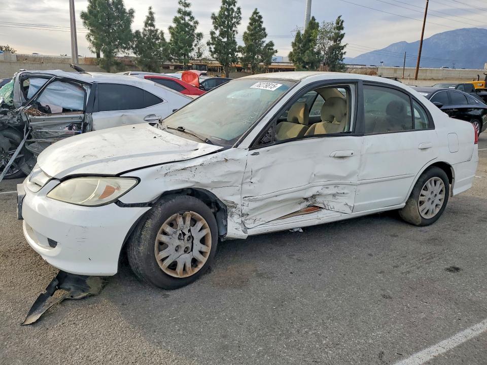 Auction sale of the 2005 Honda Civic, vin: 2HGES16515H529714, lot number: 76279815