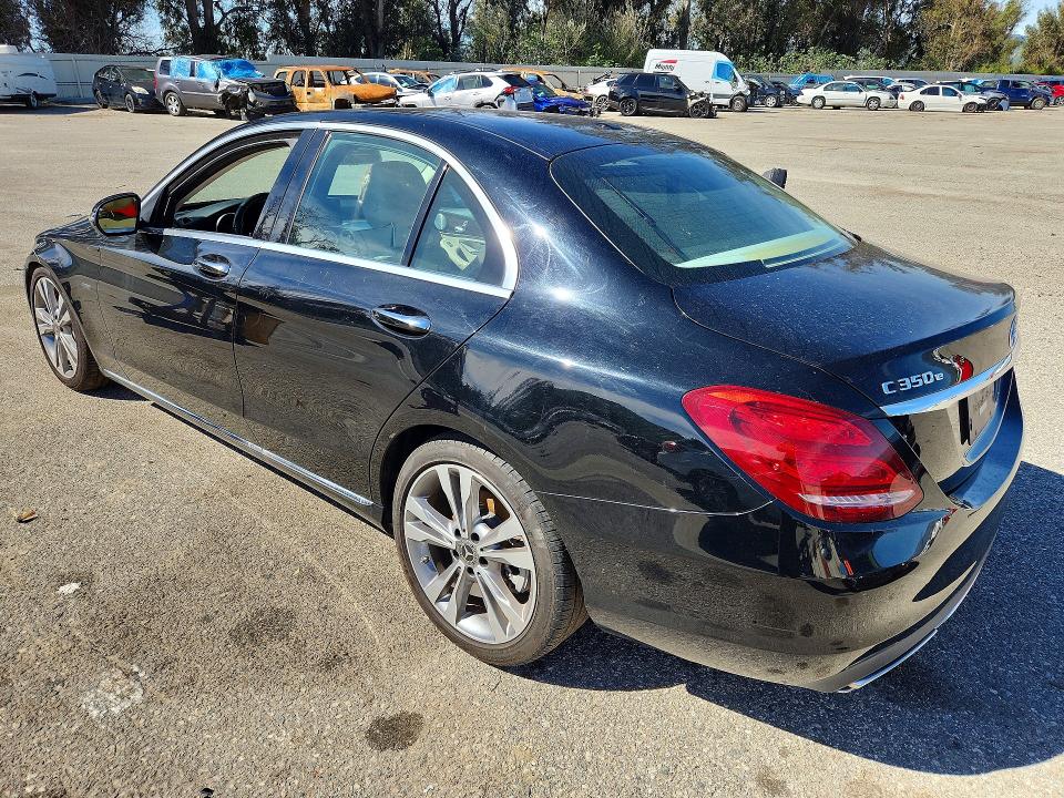 Продаж на аукціоні авто 2018 Mercedes-benz C, vin: 55SWF4HB3JU262036, номер лоту: 78598845