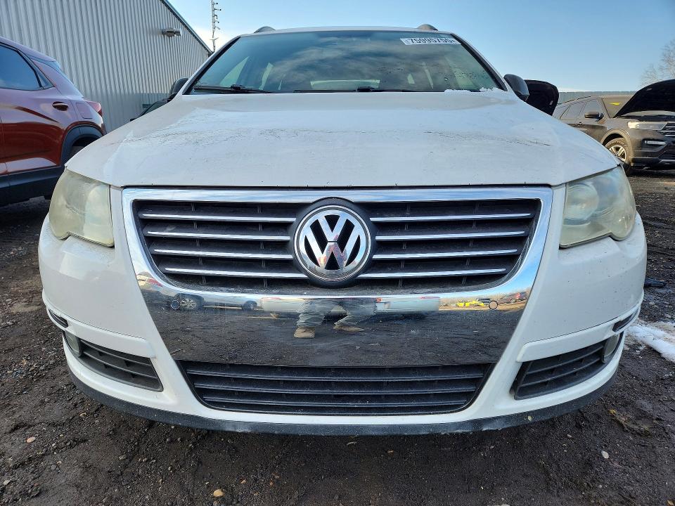 75995755 :رقم المزاد ، WVWRU73C18E060149 vin ، 2008 Volkswagen Passat مزاد بيع