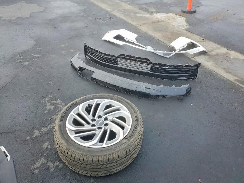 75687385 :رقم المزاد ، 5LMJJ2LG0SEL03459 vin ، 2025 Lincoln Navigator مزاد بيع