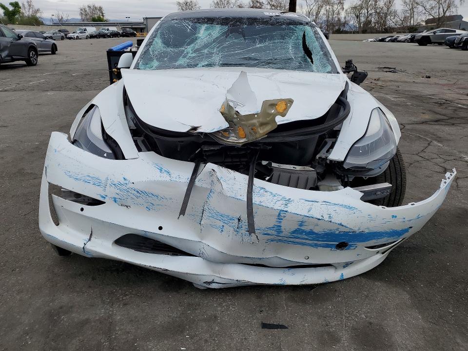 77218085 :رقم المزاد ، 5YJ3E1EB2NF278177 vin ، 2022 Tesla Model 3 مزاد بيع