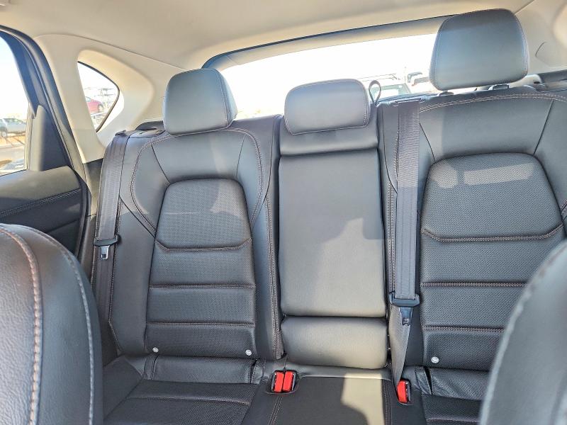 Продаж на аукціоні авто 2022 Mazda Cx-5, vin: JM3KFBDM6N1583554, номер лоту: 76131555