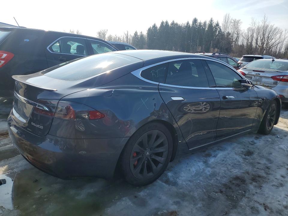 Продажа на аукционе авто 2019 Tesla Model S, vin: 5YJSA1E49KF336824, номер лота: 74064875
