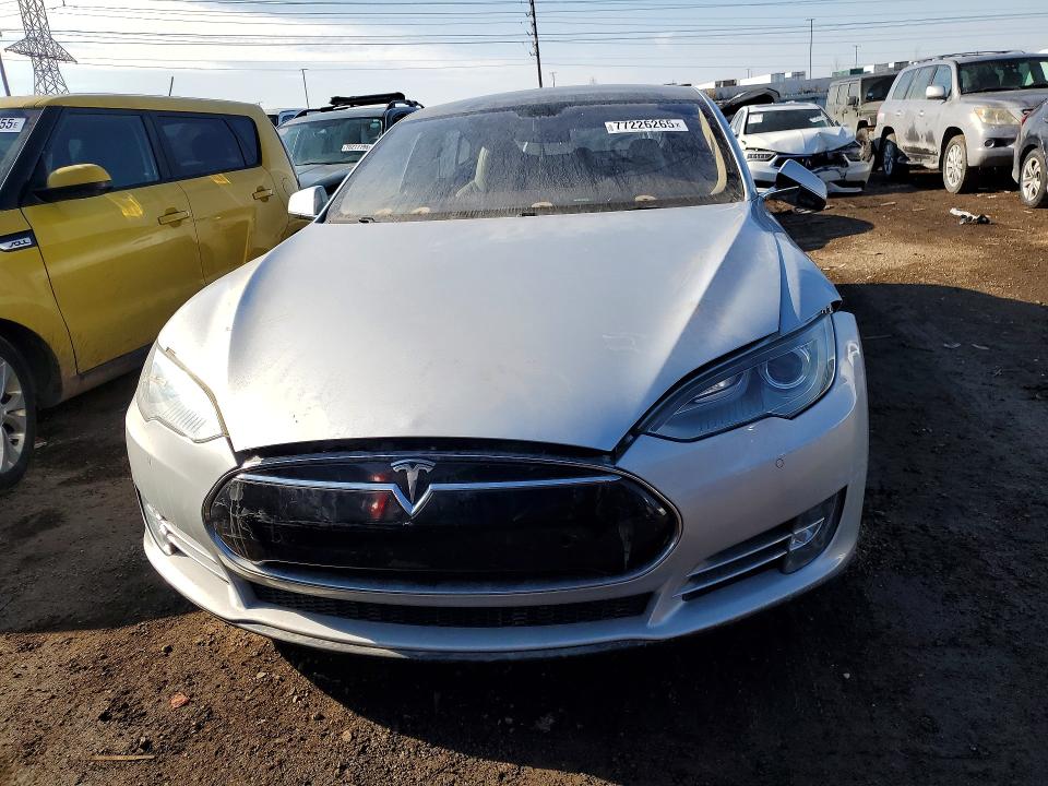 Продажа на аукционе авто 2014 Tesla Model S, vin: 5YJSA1S19EFP36445, номер лота: 77226265