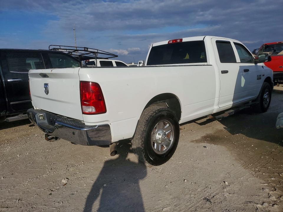 2015 Ram 2500 St მანქანა იყიდება აუქციონზე, vin: 3C6UR4HJ7FG654789, აუქციონის ნომერი: 76740645