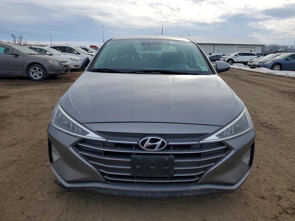 2020 Hyundai Elantra მანქანა იყიდება აუქციონზე, vin: KMHD74LF8LU942813, აუქციონის ნომერი: 79016825