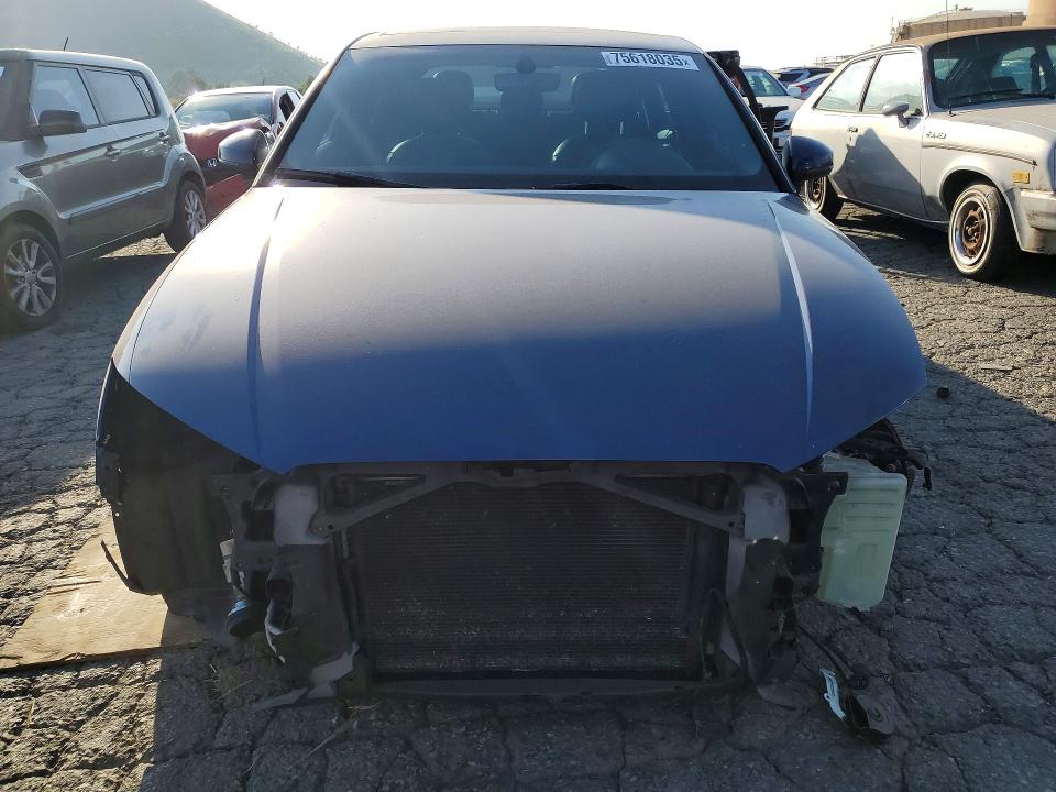 Продажа на аукционе авто 2016 Audi A3, vin: WAUA7GFFXG1047350, номер лота: 75618035