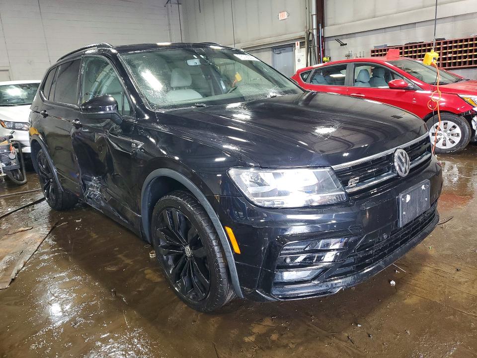 Продажа на аукционе авто 2020 Volkswagen Tiguan, vin: 3VV2B7AX6LM135218, номер лота: 76796825