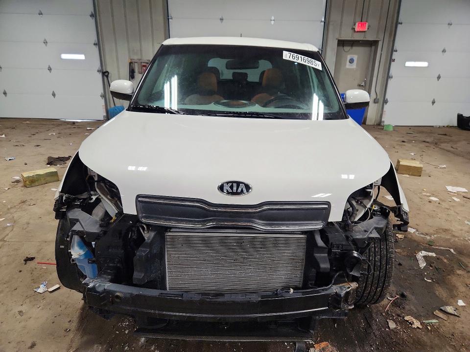 2017 Kia Soul მანქანა იყიდება აუქციონზე, vin: KNDJN2A26H7459120, აუქციონის ნომერი: 76916985