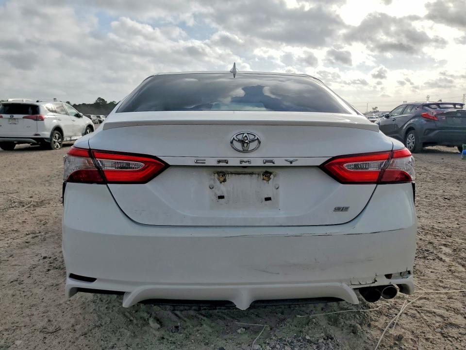 78564145 :رقم المزاد ، 4T1B11HK6KU845119 vin ، 2019 Toyota Camry مزاد بيع