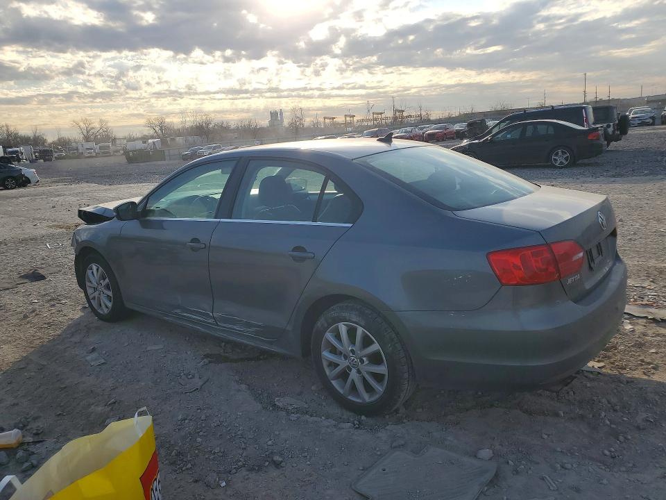2014 Volkswagen Jetta მანქანა იყიდება აუქციონზე, vin: 3VWD07AJ1EM326392, აუქციონის ნომერი: 77680505