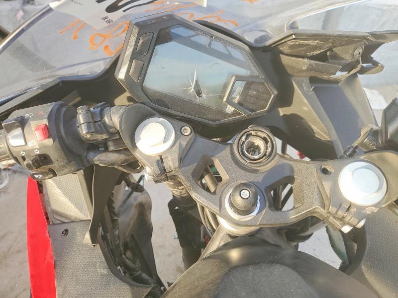 76967025 :رقم المزاد ، ML5EXGG11SDA54912 vin ، 2025 Kawasaki Ex500 مزاد بيع