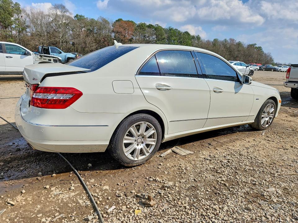2012 Mercedes-benz E მანქანა იყიდება აუქციონზე, vin: WDDHF5KB6CA654017, აუქციონის ნომერი: 77867685