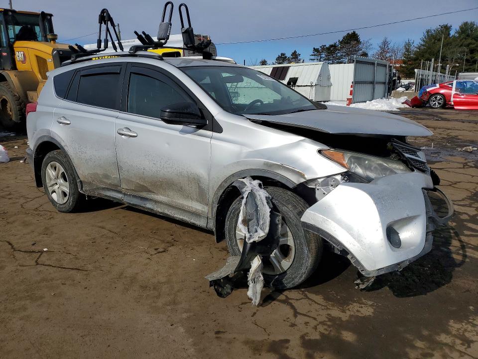 75419615 :رقم المزاد ، 2T3BFREV3FW326914 vin ، 2015 Toyota Rav4 مزاد بيع