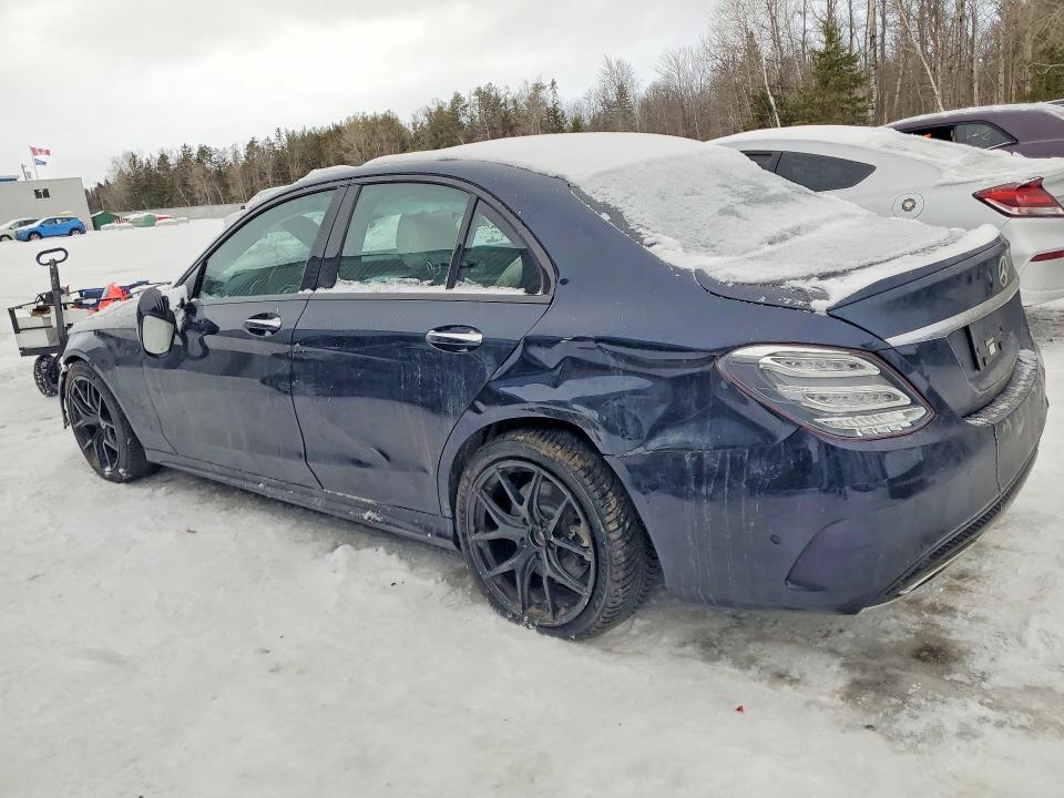 2016 Mercedes-benz C მანქანა იყიდება აუქციონზე, vin: 55SWF6EB4GU120643, აუქციონის ნომერი: 76939575