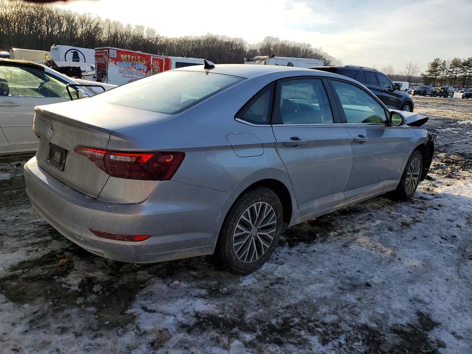 75707805 :رقم المزاد ، 3VWC57BU1MM028333 vin ، 2021 Volkswagen Jetta مزاد بيع