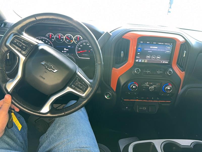 Продажа на аукционе авто 2020 Chevrolet Silverado, vin: 3GCUYEED9LG422061, номер лота: 77603085