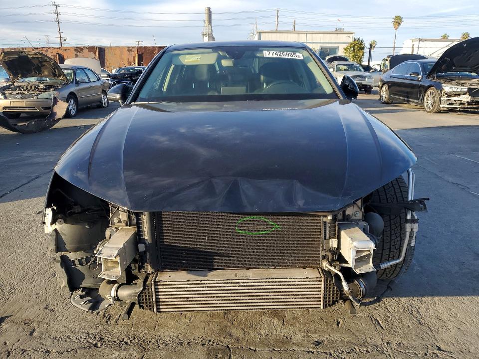 77426935 :رقم المزاد ، WAUGMAF44HN072172 vin ، 2017 Audi A4 مزاد بيع