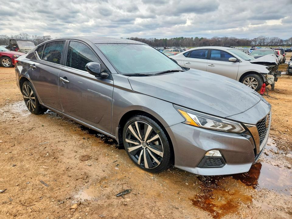 2022 Nissan Altima მანქანა იყიდება აუქციონზე, vin: 1N4BL4CV9NN321596, აუქციონის ნომერი: 77674065