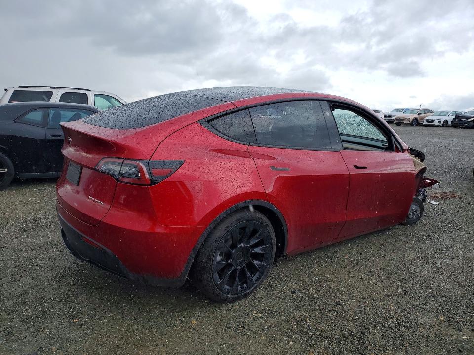 77483425 :رقم المزاد ، 7SAYGDEE9RF071337 vin ، 2024 Tesla Model Y مزاد بيع