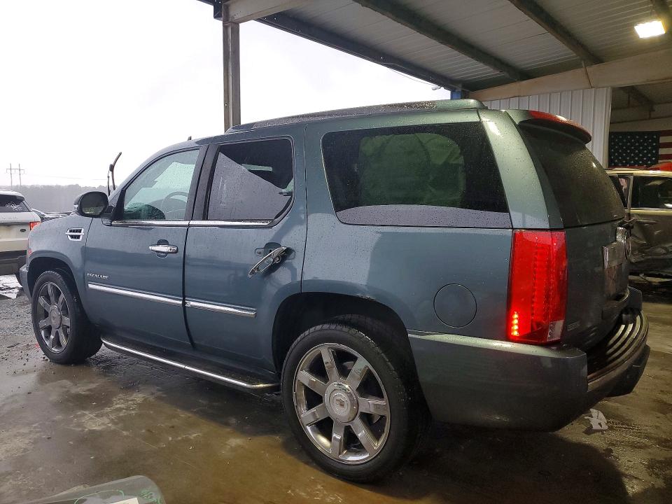 Продажа на аукционе авто 2010 Cadillac Escalade, vin: 1GYUKBEF8AR197348, номер лота: 79193345