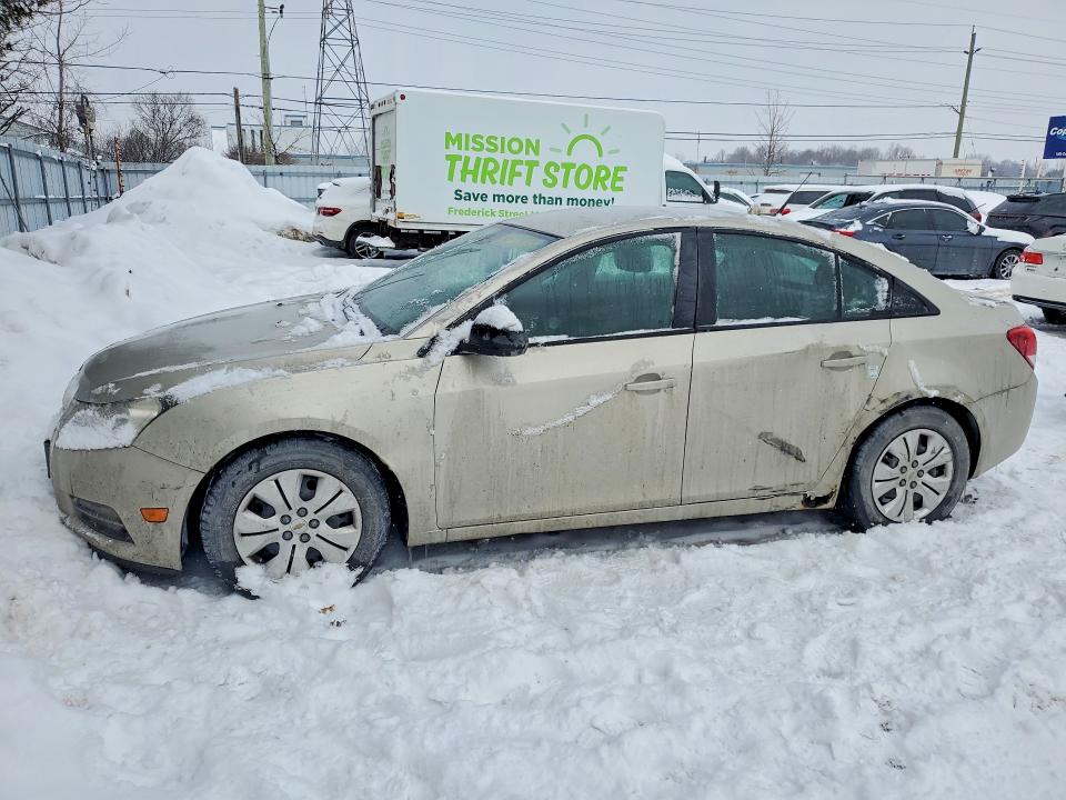 75777095 :رقم المزاد ، 1G1PL5SH4D7250028 vin ، 2013 Chevrolet Cruze مزاد بيع