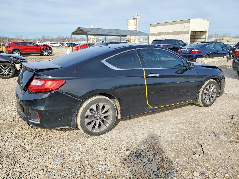 Auction sale of the 2013 Honda Accord, vin: 1HGCT1B85DA007542, lot number: 77669965