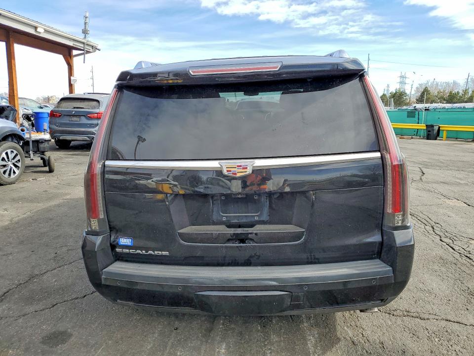 78920725 :رقم المزاد ، 1GYS4CKJXKR153062 vin ، 2019 Cadillac Escalade مزاد بيع