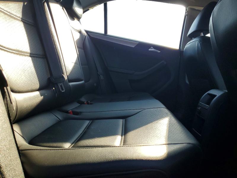75350245 :رقم المزاد ، 3VWD17AJ6FM422579 vin ، 2015 Volkswagen Jetta مزاد بيع