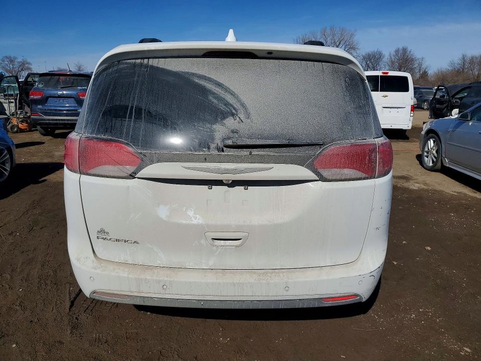 Продажа на аукционе авто 2017 Chrysler Pacifica, vin: 2C4RC1BGXHR759125, номер лота: 78986375