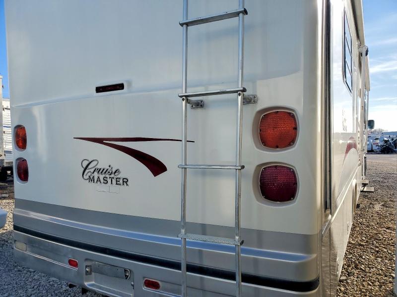 76959855 :رقم المزاد ، 5B4MP67G723346850 vin ، 2002 Workhorse Custom Chassis W22 مزاد بيع