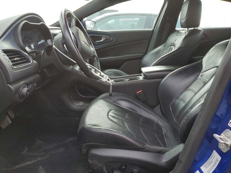 77270395 :رقم المزاد ، 1C3CCCBG0FN589485 vin ، 2015 Chrysler 200 مزاد بيع