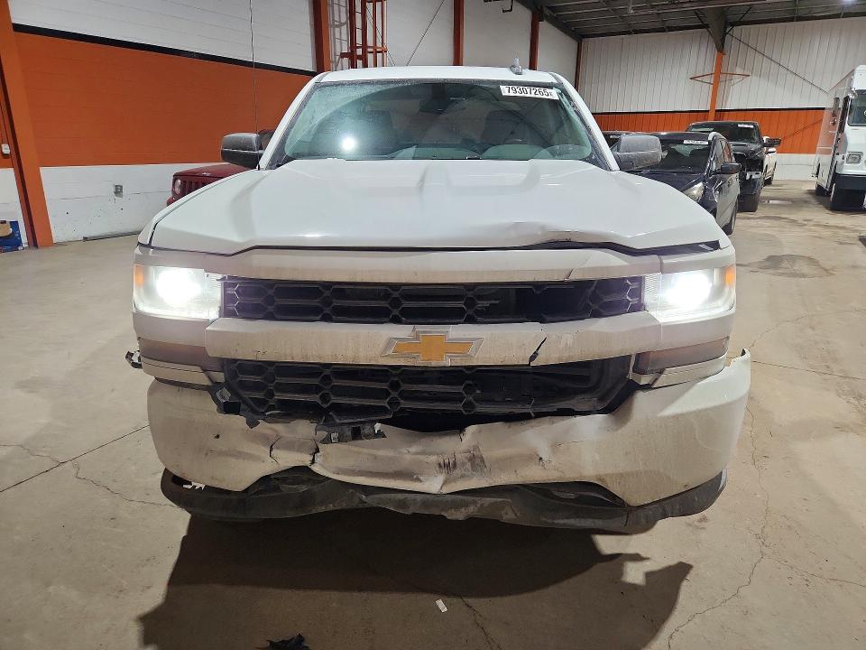 79307265 :رقم المزاد ، 1GCVKPECXJZ125676 vin ، 2018 Chevrolet Truck/van Silverado 1500 Custo مزاد بيع