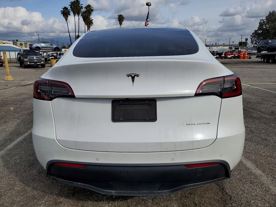 Продажа на аукционе авто 2021 Tesla Model Y, vin: 5YJYGDEEXMF198698, номер лота: 77016695