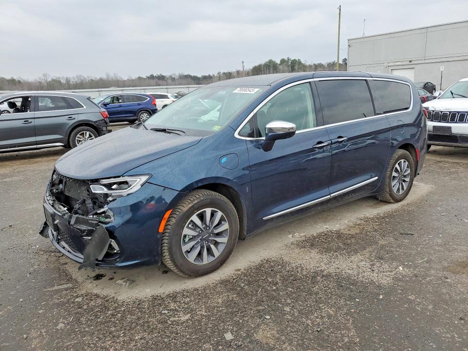 78690545 :رقم المزاد ، 2C4RC1S74NR101053 vin ، 2022 Chrysler Pacifica مزاد بيع