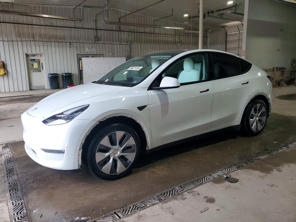 Продажа на аукционе авто 2021 Tesla Model Y, vin: 5YJYGAEE8MF301812, номер лота: 76621155