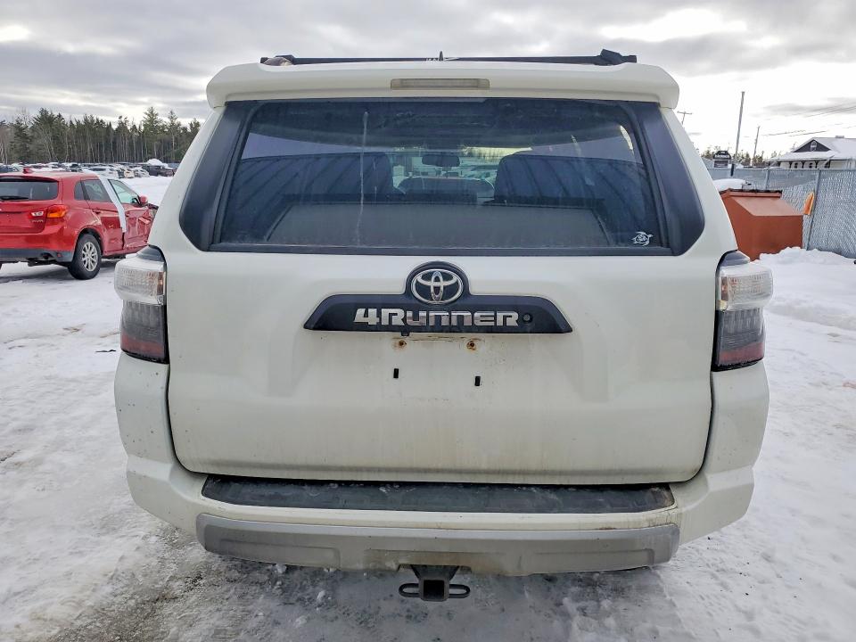 75669395 :رقم المزاد ، JTEBU5JR6E5168593 vin ، 2014 Toyota 4runner مزاد بيع
