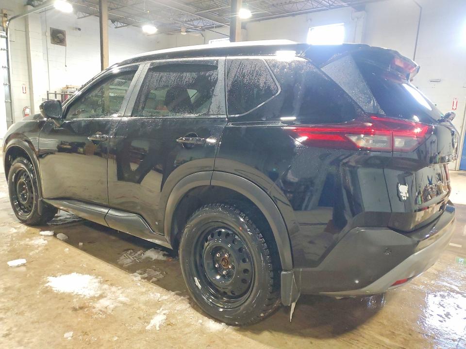 76959715 :رقم المزاد ، JN8BT3BBXNW330642 vin ، 2022 Nissan Rogue Sv مزاد بيع