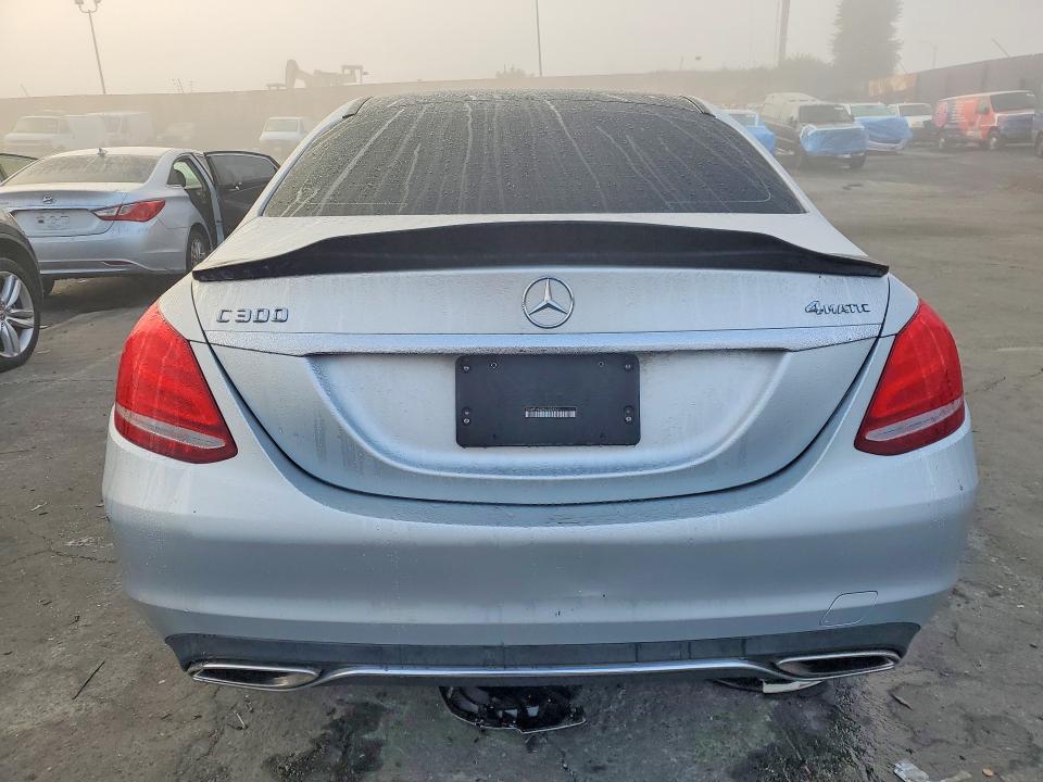 Продажа на аукционе авто 2015 Mercedes-benz C, vin: 55SWF4KB2FU022993, номер лота: 75915885