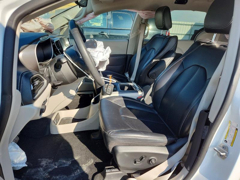Продажа на аукционе авто 2023 Chrysler Pacifica, vin: 2C4RC1BG9PR526898, номер лота: 77571625