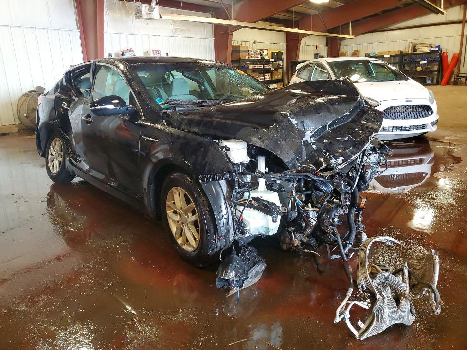 2013 Kia Optima მანქანა იყიდება აუქციონზე, vin: KNAGM4A76D5308804, აუქციონის ნომერი: 76707695