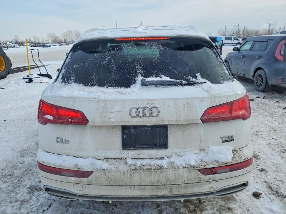 2018 Audi Q5 მანქანა იყიდება აუქციონზე, vin: WA1FNAFY4J2021934, აუქციონის ნომერი: 75908845