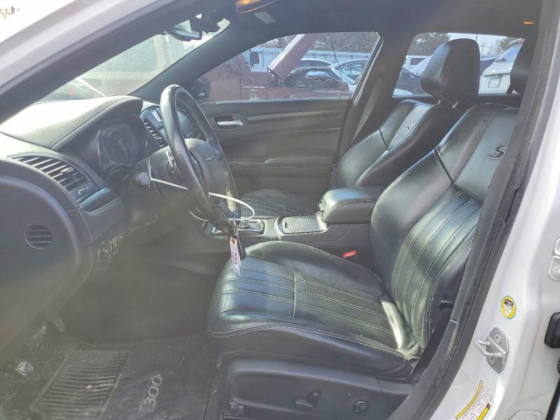 Продажа на аукционе авто 2015 Chrysler 300, vin: 2C3CCABG1FH882650, номер лота: 79080135